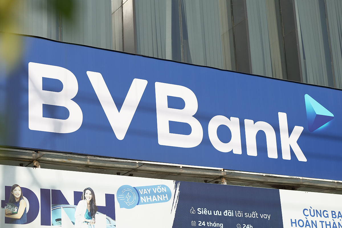 2710_1_Hinh bao chi BVBank